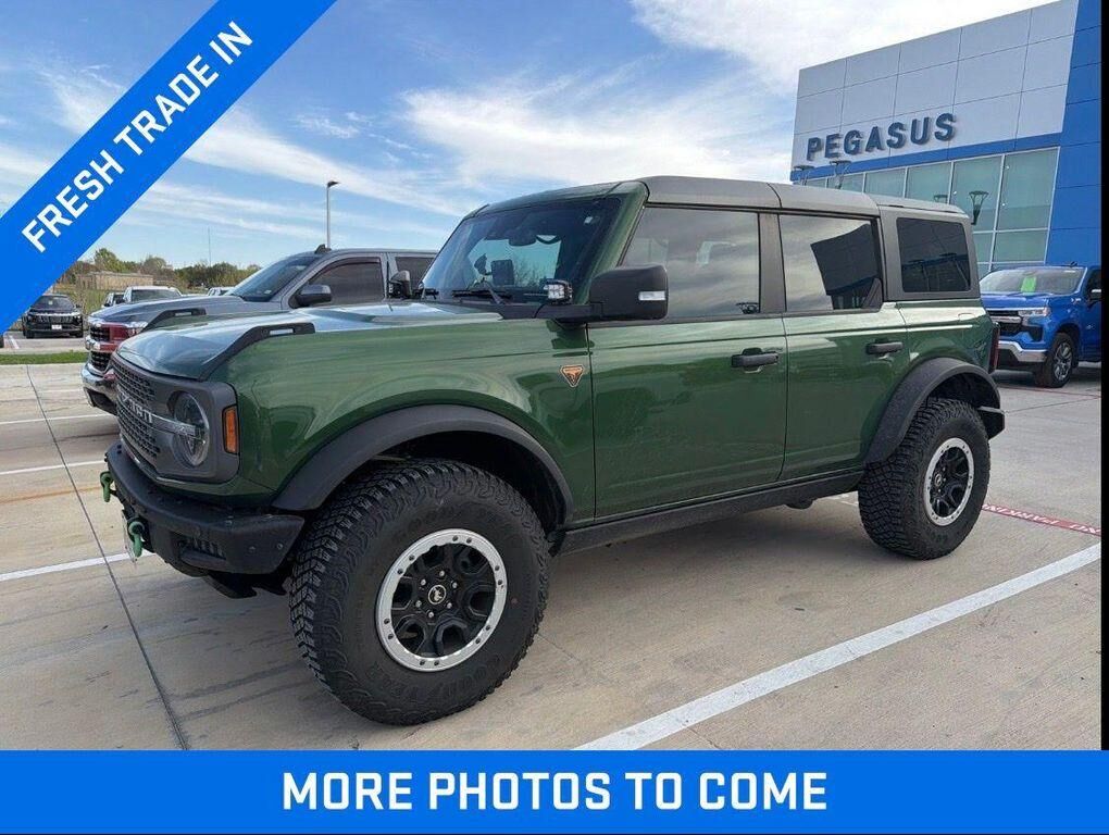 2024 FORD Bronco