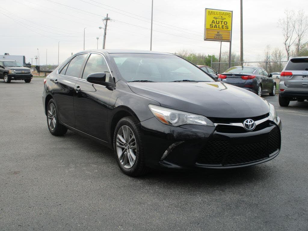 2016 TOYOTA Camry
