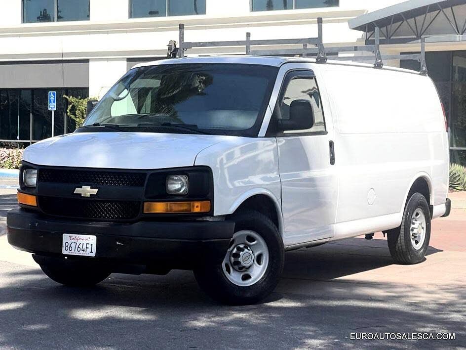2013 CHEVROLET Express