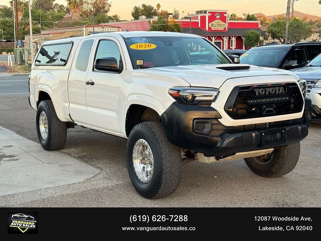 2020 TOYOTA Tacoma