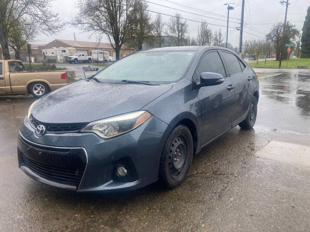 2015 TOYOTA Corolla