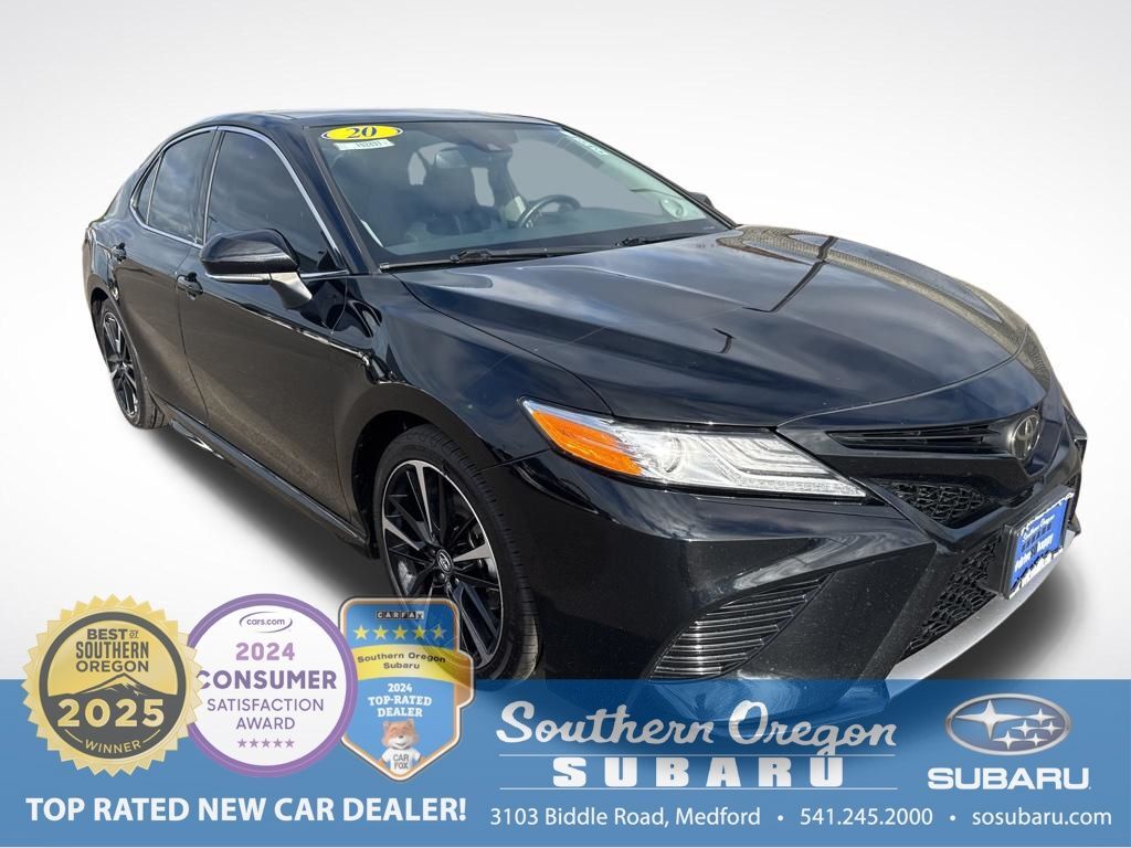 2020 TOYOTA Camry