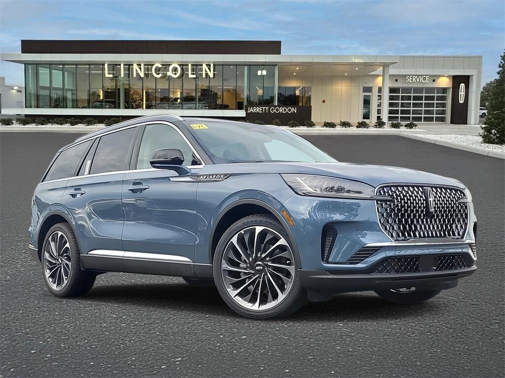 2026 LINCOLN Aviator