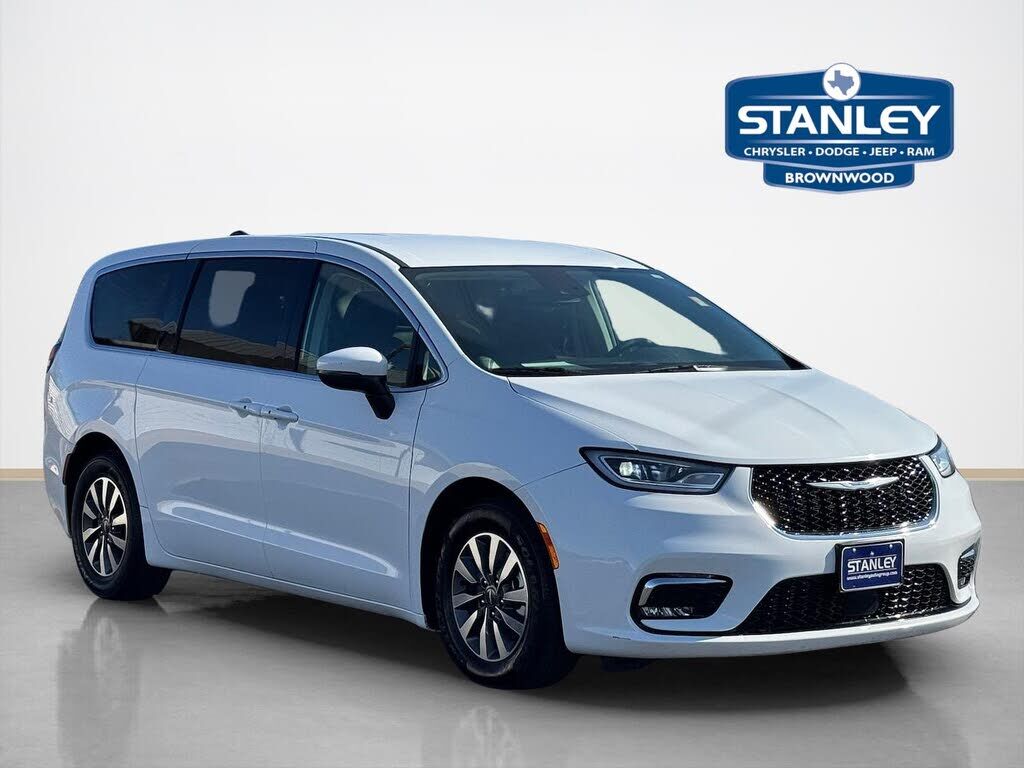 2023 CHRYSLER Pacifica