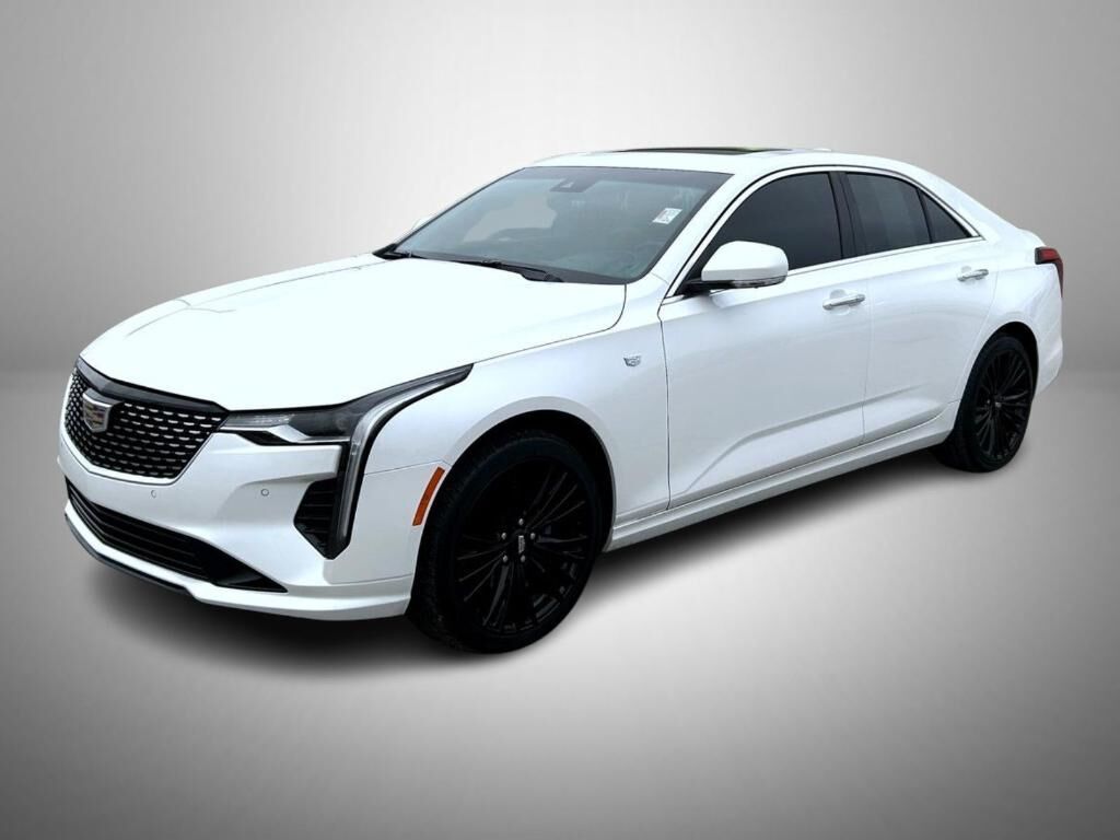 2022 CADILLAC CT4