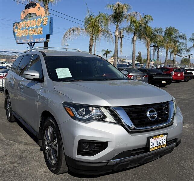2019 NISSAN Pathfinder