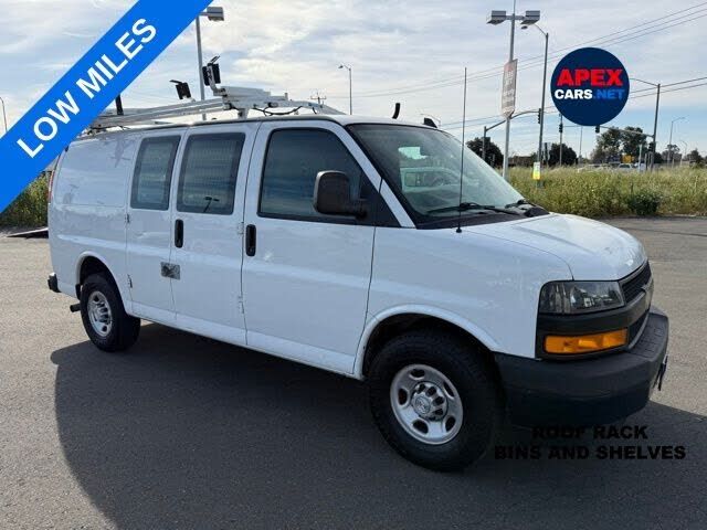 2018 CHEVROLET Express
