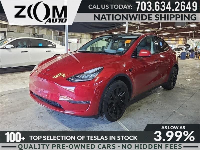 2023 TESLA Model Y