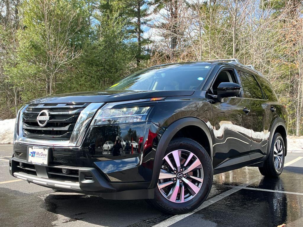 2024 NISSAN Pathfinder
