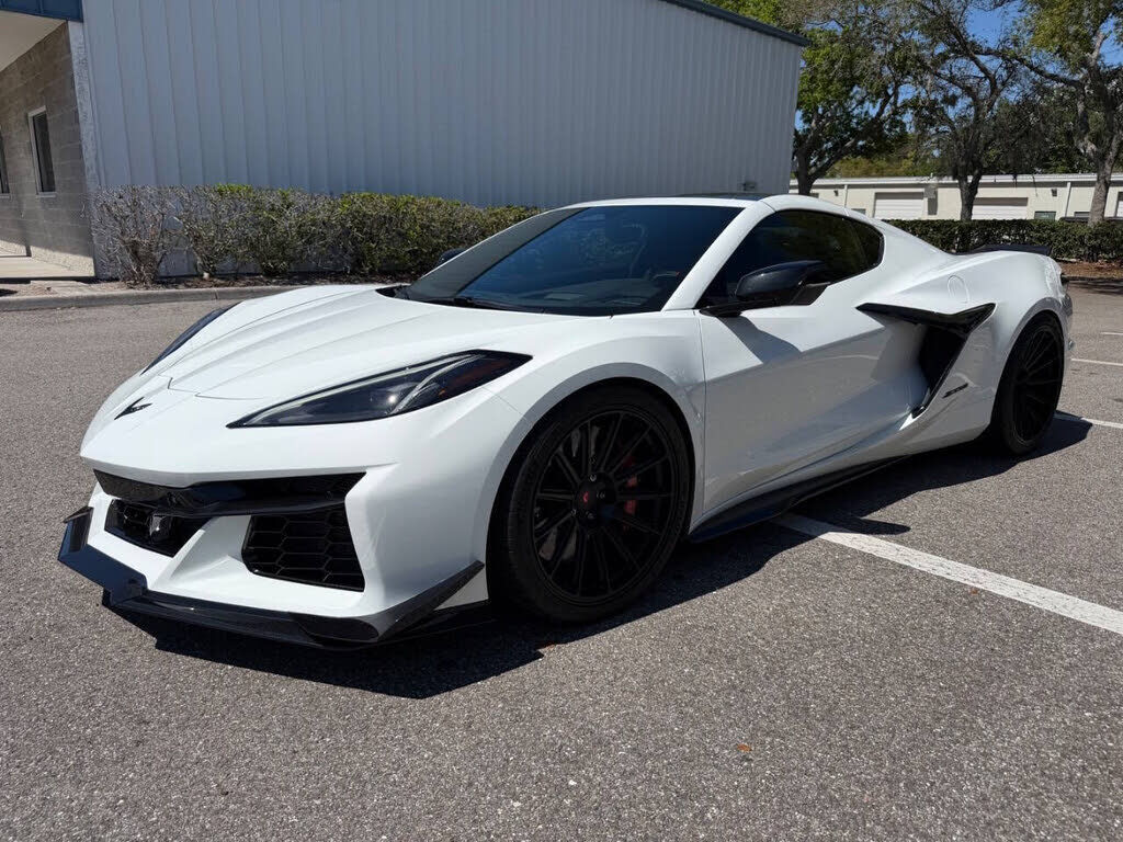 2024 CHEVROLET Corvette