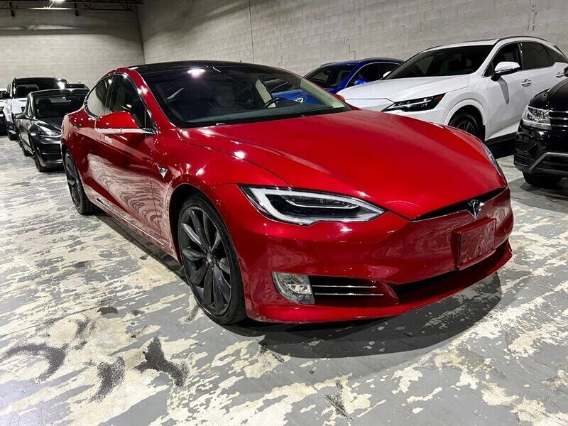 2017 TESLA Model S