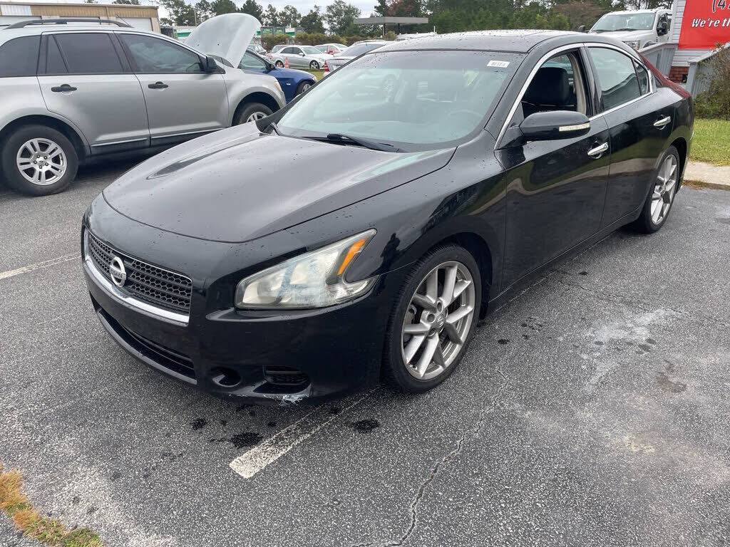Nissan Maxima