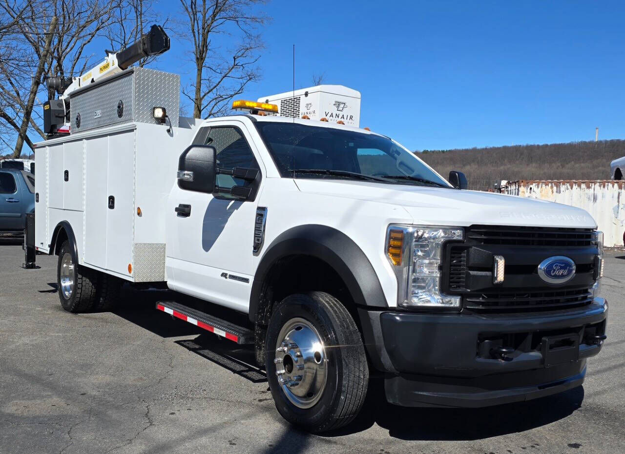 2019 FORD F-550