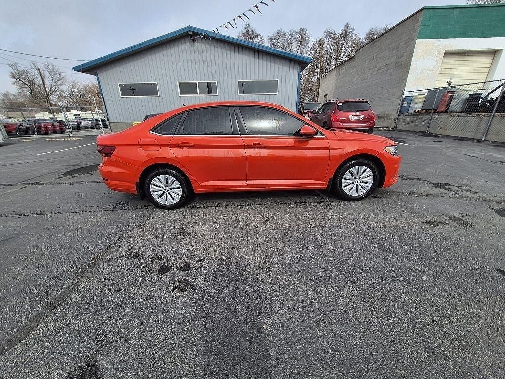 2019 VOLKSWAGEN Jetta