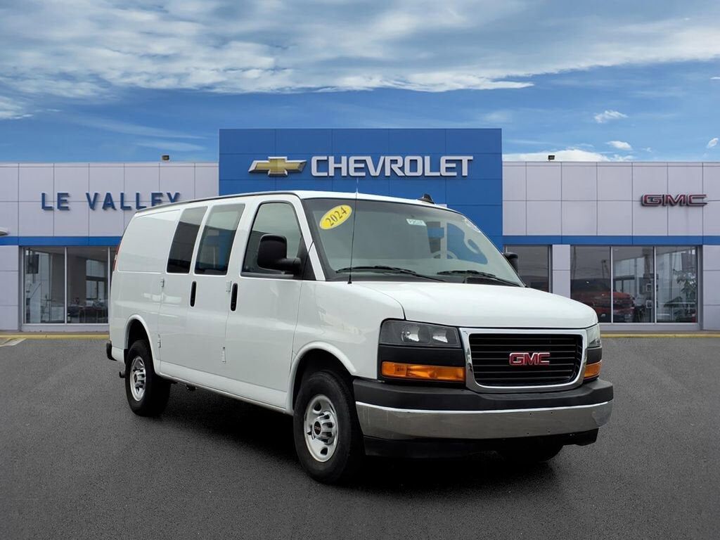 2024 GMC Savana