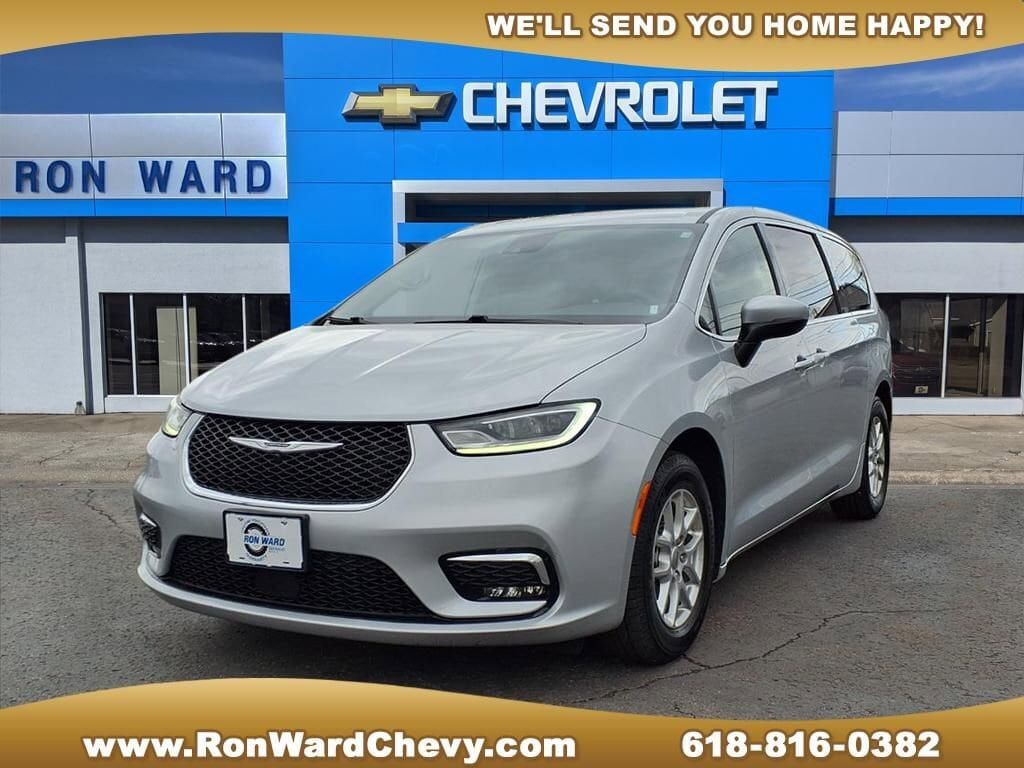 2023 CHRYSLER Pacifica