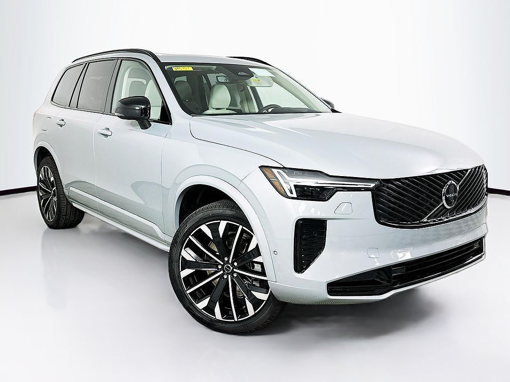2026 VOLVO XC90