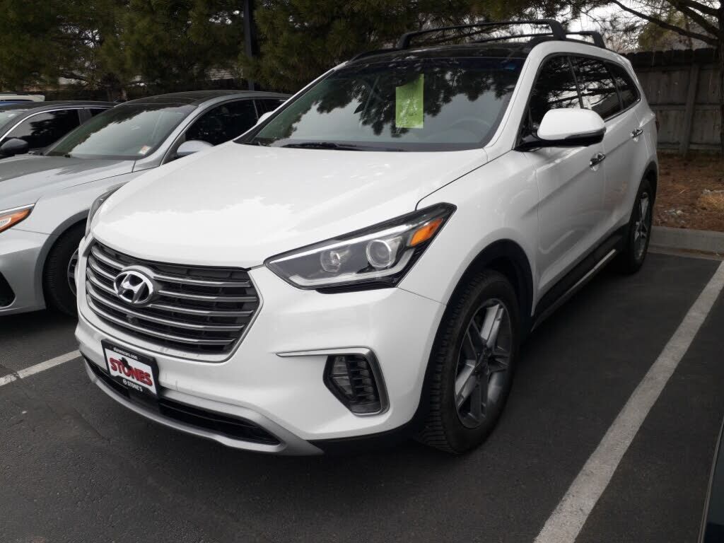 2017 HYUNDAI Santa Fe