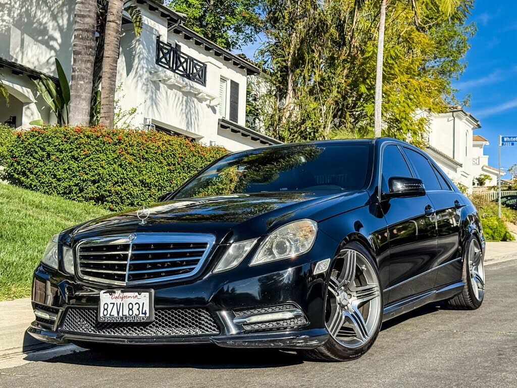 2013 MERCEDES-BENZ E-Class
