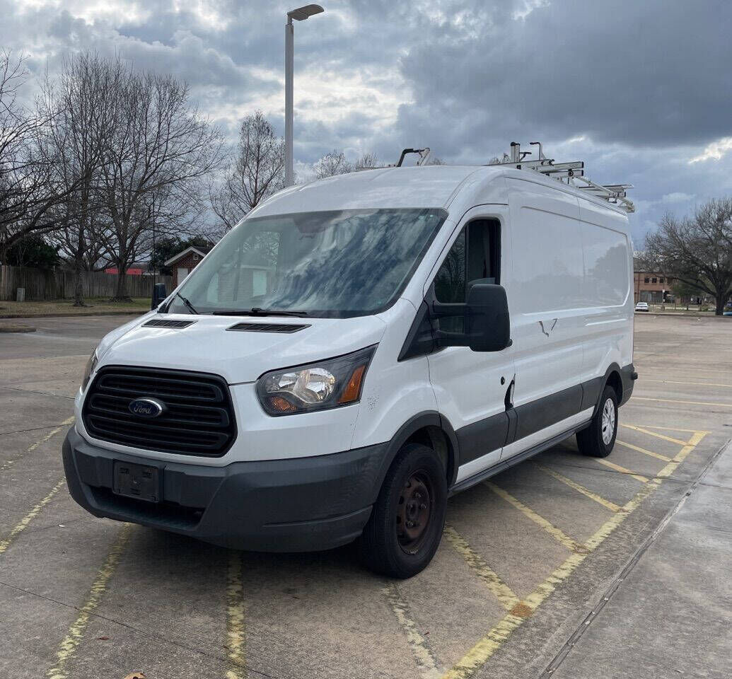 2018 FORD Transit