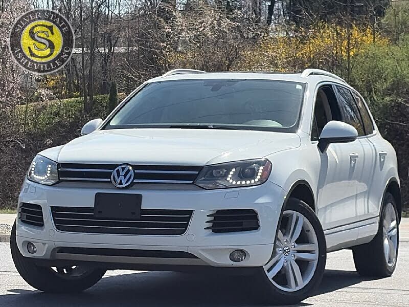 2013 VOLKSWAGEN Touareg