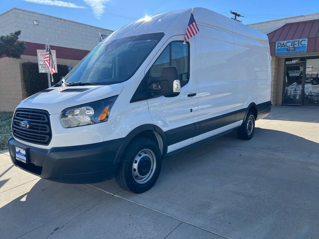2015 FORD Transit