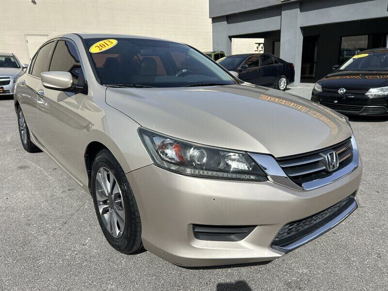 2013 HONDA Accord