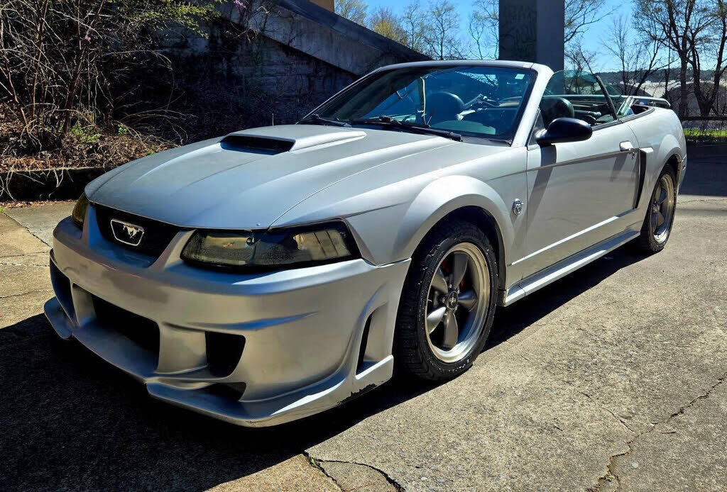 2004 FORD Mustang