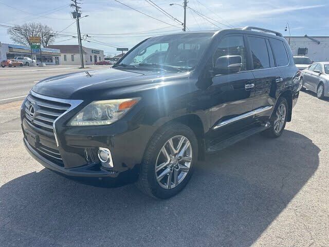 2013 LEXUS LX