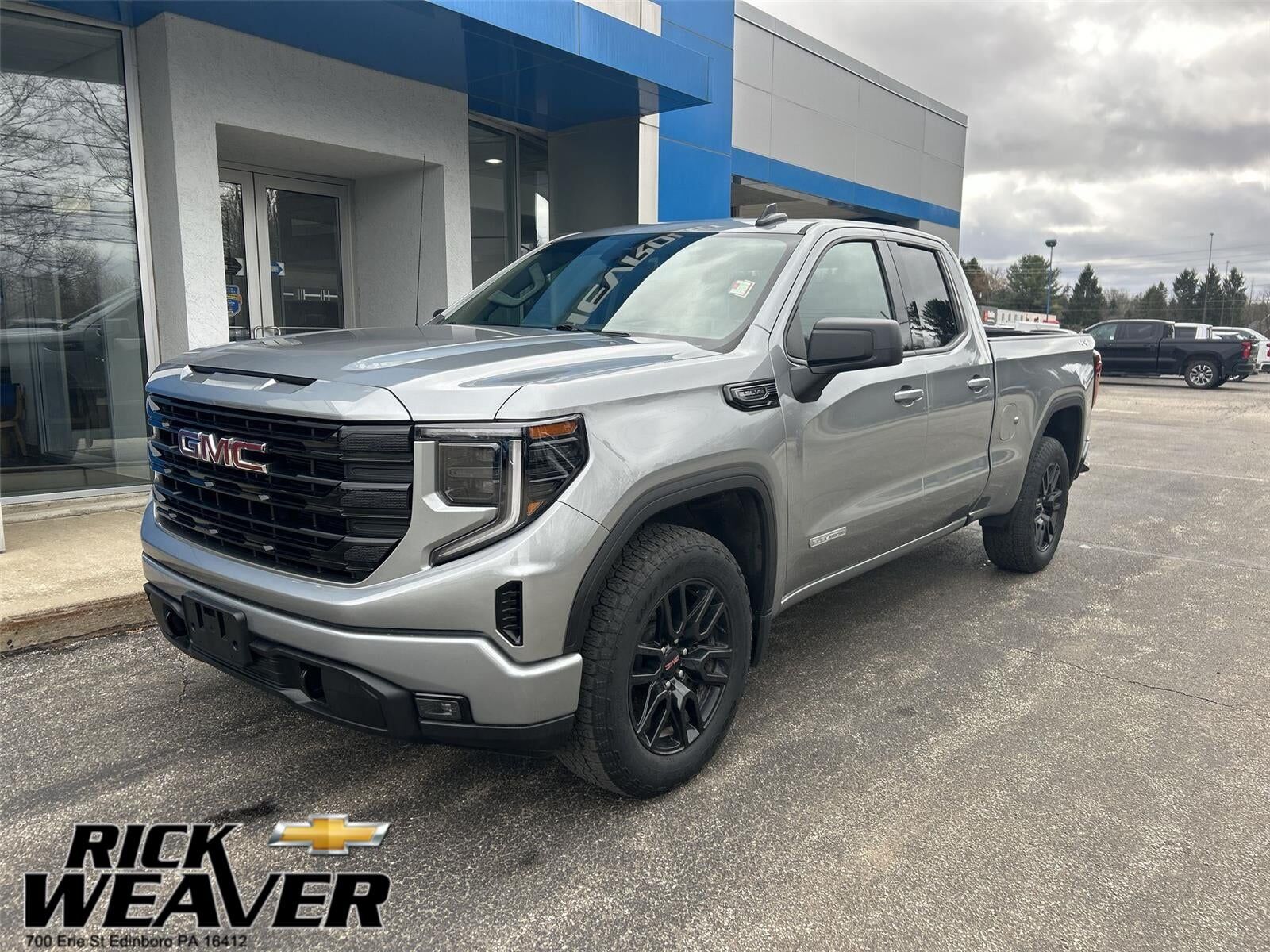 2023 GMC Sierra