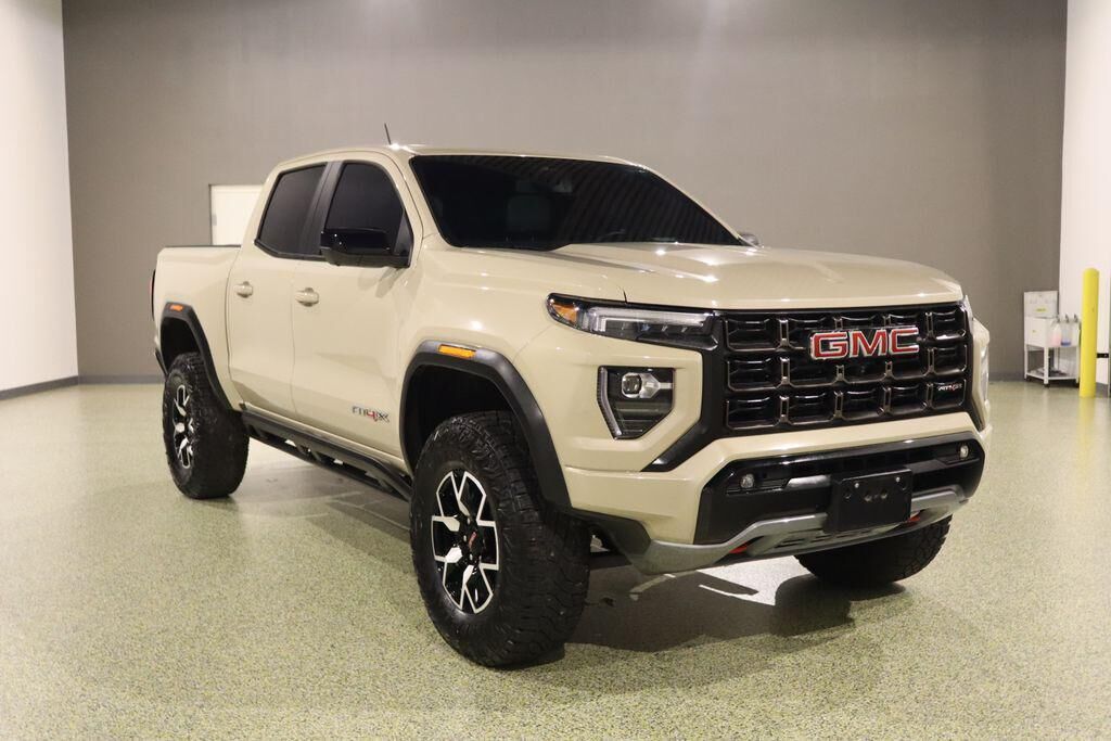 2024 GMC Canyon
