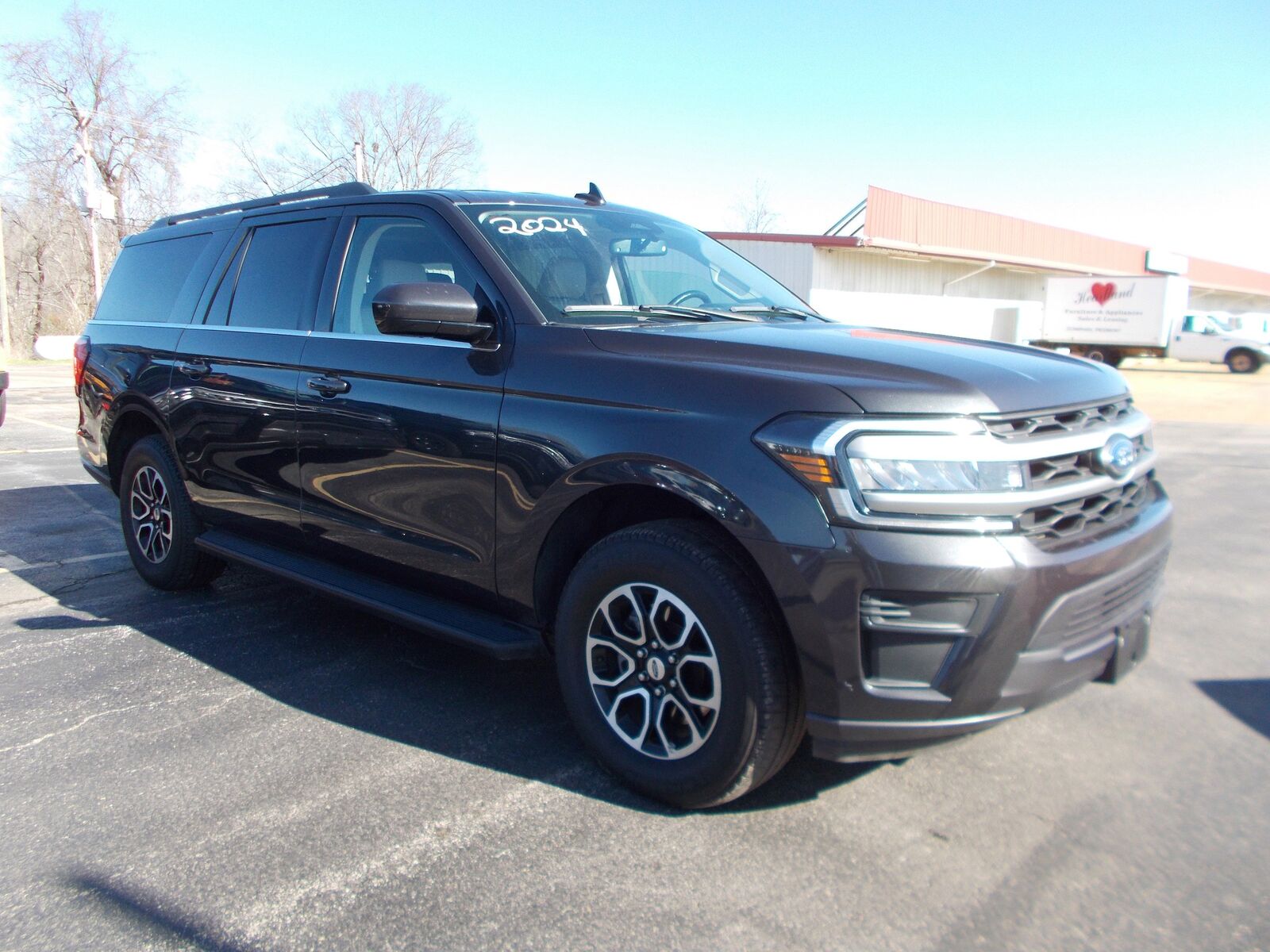 2024 FORD Expedition