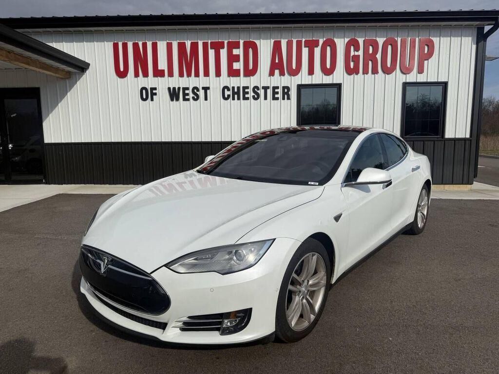 2014 TESLA Model S