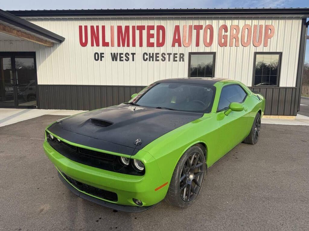 2017 DODGE Challenger