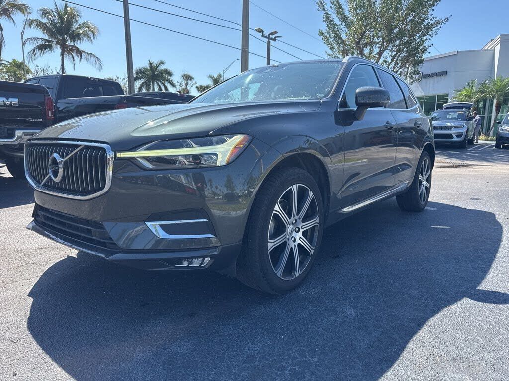2020 VOLVO XC60