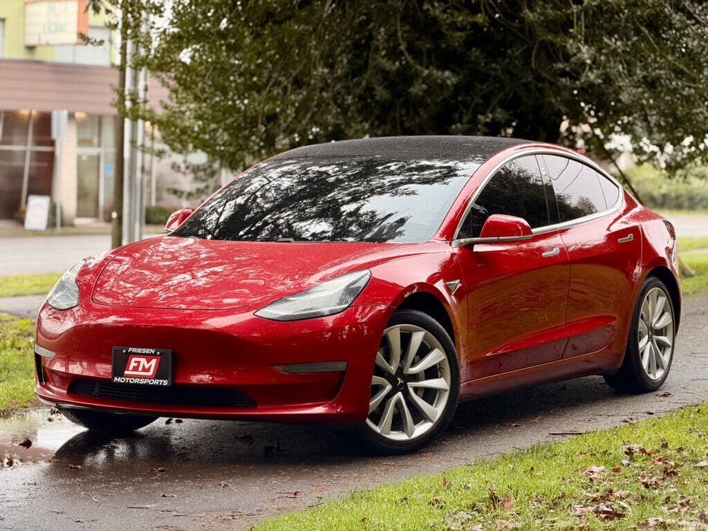 2018 TESLA Model 3