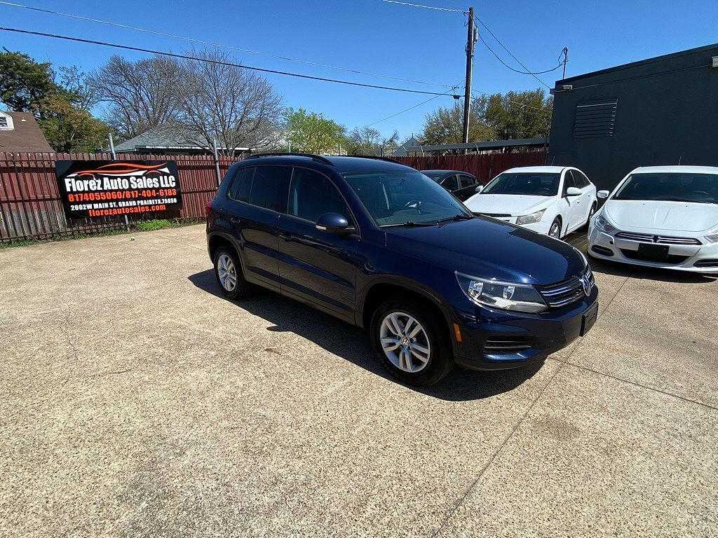 2015 VOLKSWAGEN Tiguan