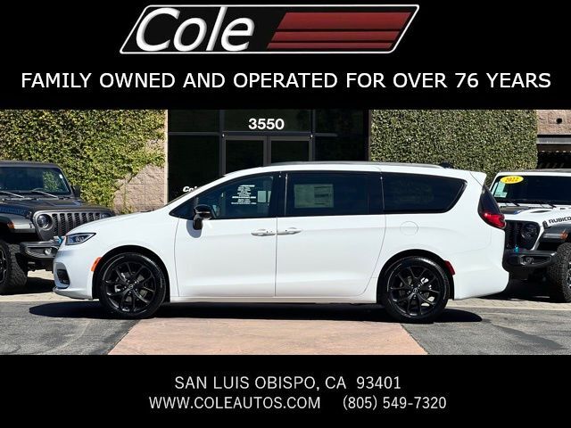 2026 CHRYSLER Pacifica