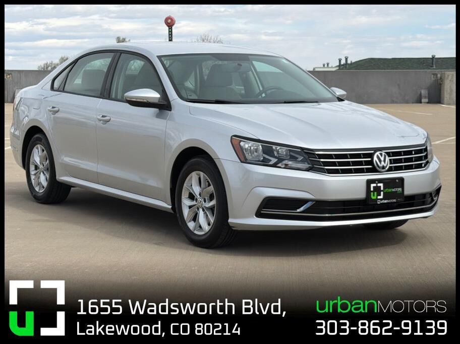 2018 VOLKSWAGEN Passat