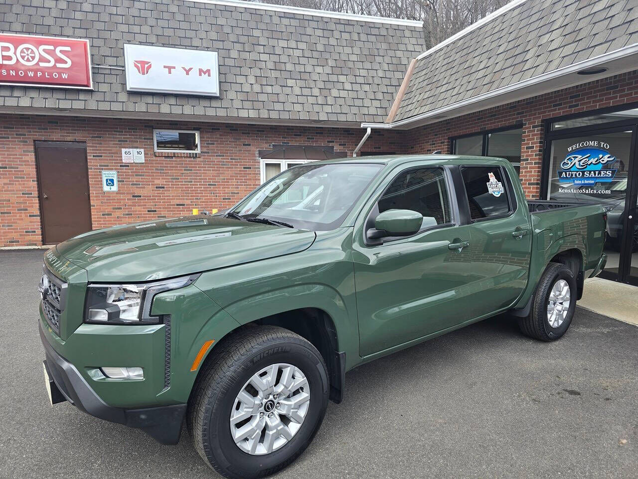 2023 NISSAN Frontier