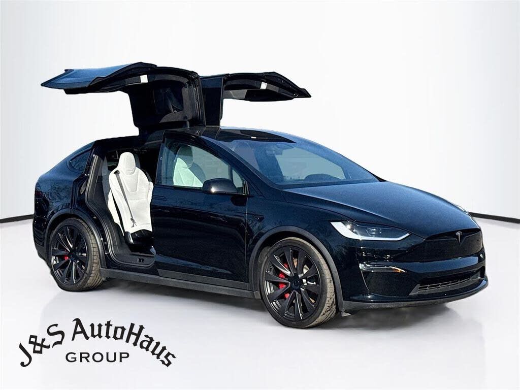 2025 TESLA Model X