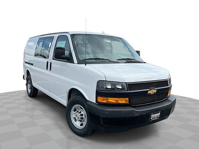 2026 CHEVROLET Express
