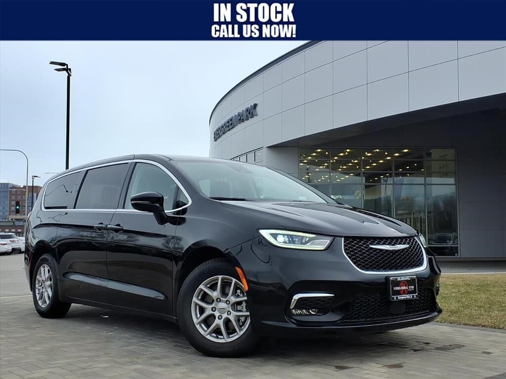 2024 CHRYSLER Pacifica