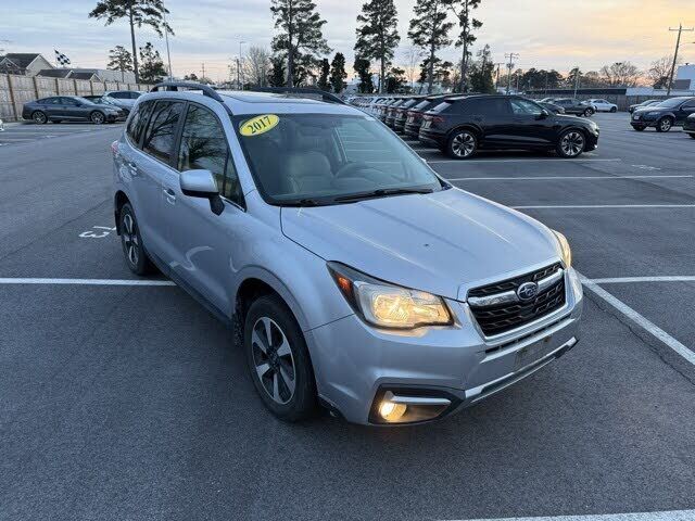 2017 SUBARU Forester