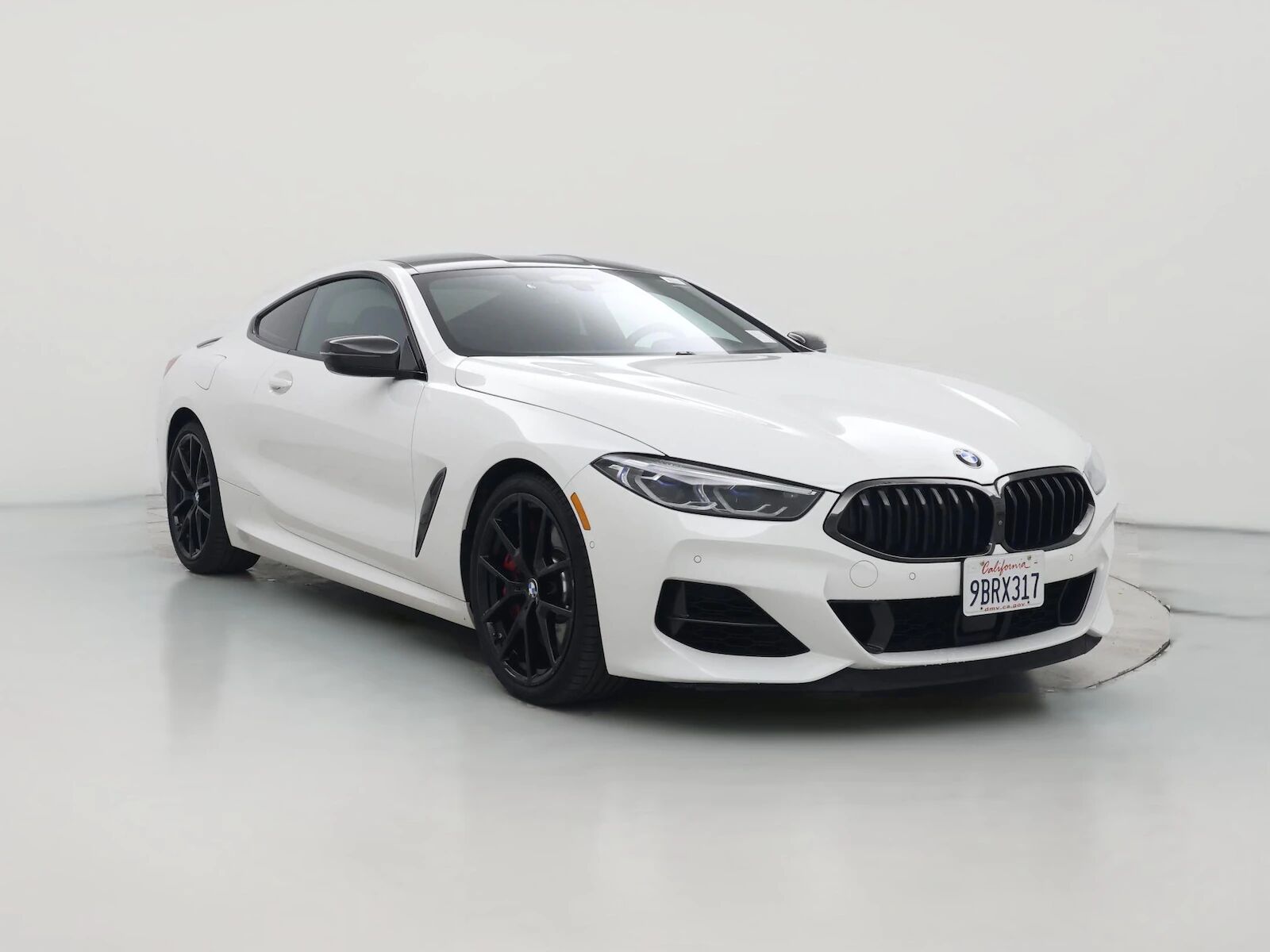 2022 BMW M8
