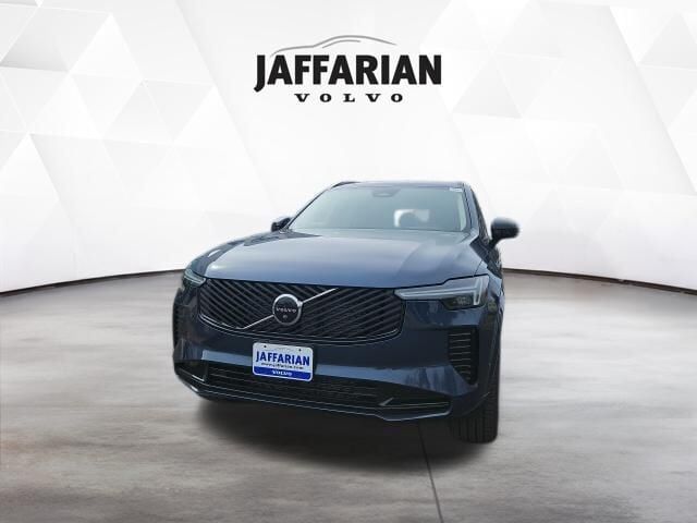 2026 VOLVO XC90