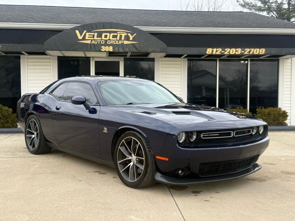 2016 DODGE Challenger