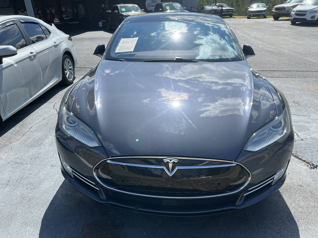 2015 TESLA Model S