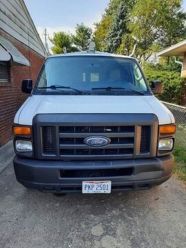 2011 FORD E-150