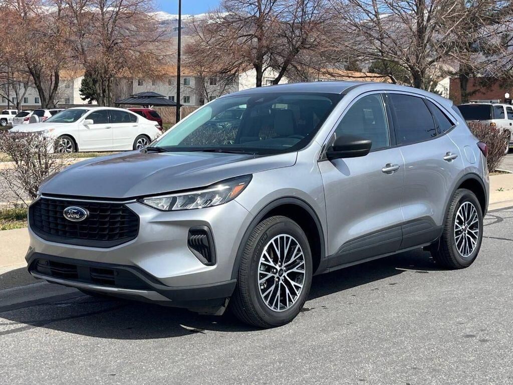 2023 FORD Escape